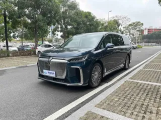 Voyah Dreamer 2024 купить из Китая, цена 6 347 000 ₽ — Suifenhe Auto