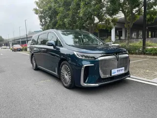Voyah Dreamer 2024 купить из Китая, цена 6 347 000 ₽ — Suifenhe Auto