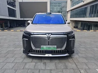Voyah Dreamer 2025 купить из Китая, цена 7 443 000 ₽ — Suifenhe Auto