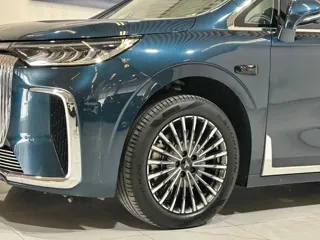 Voyah Dreamer 2025 купить из Китая, цена 8 817 000 ₽ — Suifenhe Auto