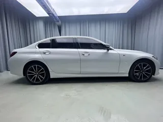 BMW 3 Series 2023 купить из Китая, цена 3 525 000 ₽ — Suifenhe Auto