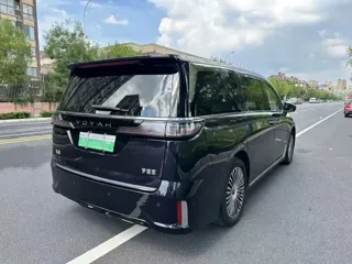 Voyah Dreamer 2024 купить из Китая, цена 6 252 000 ₽ — Suifenhe Auto