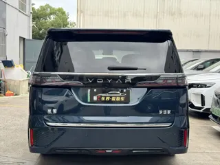 Voyah Dreamer 2025 купить из Китая, цена 6 183 000 ₽ — Suifenhe Auto
