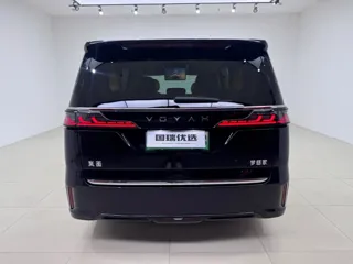 Voyah Dreamer 2024 купить из Китая, цена 6 022 000 ₽ — Suifenhe Auto