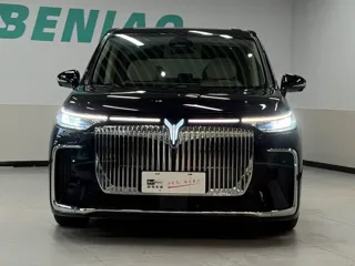 Voyah Dreamer 2024 купить из Китая, цена 6 504 000 ₽ — Suifenhe Auto