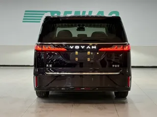 Voyah Dreamer 2024 купить из Китая, цена 6 504 000 ₽ — Suifenhe Auto