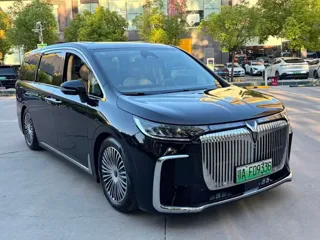 Voyah Dreamer 2025 купить из Китая, цена 6 462 000 ₽ — Suifenhe Auto