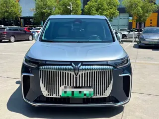 Voyah Dreamer 2024 купить из Китая, цена 6 271 000 ₽ — Suifenhe Auto