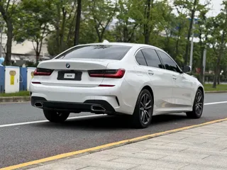 BMW 3 Series 2022 купить из Китая, цена 3 013 000 ₽ — Suifenhe Auto