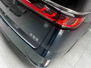 Voyah Dreamer 2025 купить из Китая, цена 6 826 000 ₽ — Suifenhe Auto