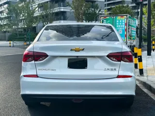 Chevrolet Monza 2021 купить из Китая, цена 1 233 000 ₽ — Suifenhe Auto