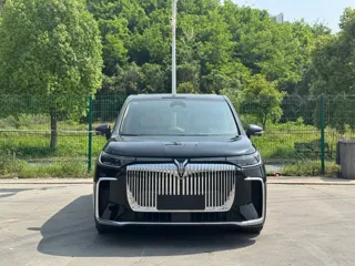 Voyah Dreamer 2024 купить из Китая, цена 5 869 000 ₽ — Suifenhe Auto