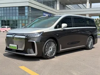 Voyah Dreamer 2025 купить из Китая, цена 7 171 000 ₽ — Suifenhe Auto