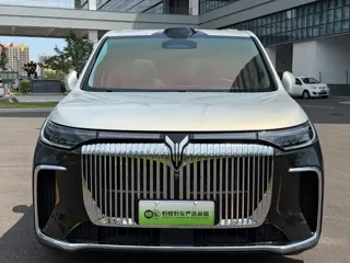 Voyah Dreamer 2025 купить из Китая, цена 7 171 000 ₽ — Suifenhe Auto