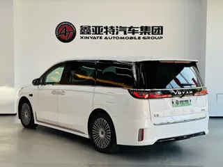 Voyah Dreamer 2024 купить из Китая, цена 6 979 000 ₽ — Suifenhe Auto