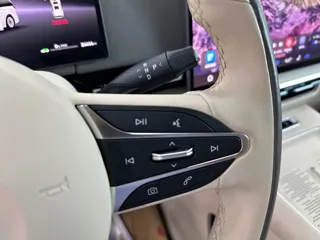 Voyah Dreamer 2024 купить из Китая, цена 6 979 000 ₽ — Suifenhe Auto