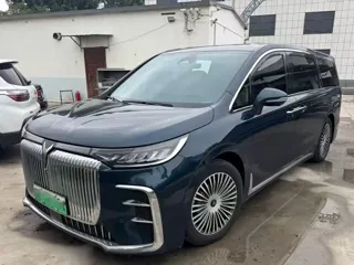 Voyah Dreamer 2024 купить из Китая, цена 6 213 000 ₽ — Suifenhe Auto