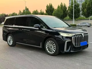 Voyah Dreamer 2024 купить из Китая, цена 5 773 000 ₽ — Suifenhe Auto