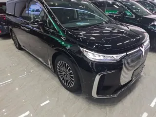 Voyah Dreamer 2025 купить из Китая, цена 8 901 000 ₽ — Suifenhe Auto