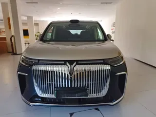 Voyah Dreamer 2025 купить из Китая, цена 8 719 000 ₽ — Suifenhe Auto