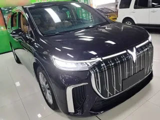 Voyah Dreamer 2024 купить из Китая, цена 7 279 000 ₽ — Suifenhe Auto