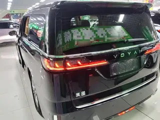 Voyah Dreamer 2024 купить из Китая, цена 7 279 000 ₽ — Suifenhe Auto