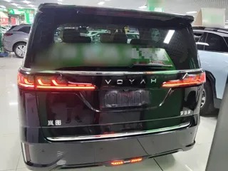 Voyah Dreamer 2024 купить из Китая, цена 7 279 000 ₽ — Suifenhe Auto