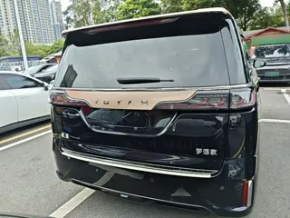 Voyah Dreamer 2025 купить из Китая, цена 6 023 000 ₽ — Suifenhe Auto