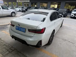 BMW 3 Series 2025 купить из Китая, цена 4 883 000 ₽ — Suifenhe Auto