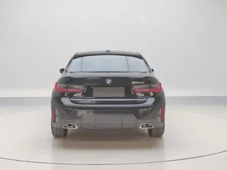 BMW 3 Series 2023 купить из Китая, цена 3 447 000 ₽ — Suifenhe Auto