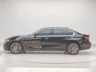 BMW 3 Series 2023 купить из Китая, цена 3 447 000 ₽ — Suifenhe Auto