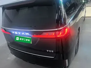 Voyah Dreamer 2024 купить из Китая, цена 6 547 000 ₽ — Suifenhe Auto