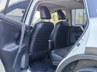Toyota RAV4 2018 купить из Китая, цена 2 069 000 ₽ — Suifenhe Auto