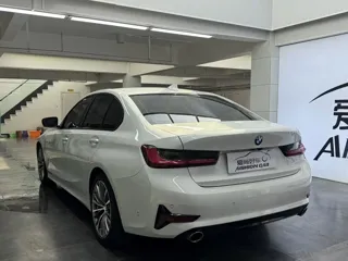 BMW 3 Series 2020 купить из Китая, цена 2 551 000 ₽ — Suifenhe Auto