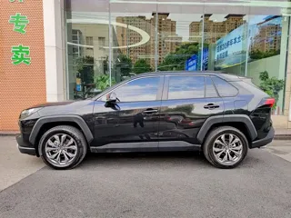 Toyota RAV4 2025 купить из Китая, цена 4 046 000 ₽ — Suifenhe Auto