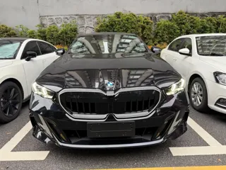 BMW 5 Series 2026 купить из Китая, цена 7 837 000 ₽ — Suifenhe Auto