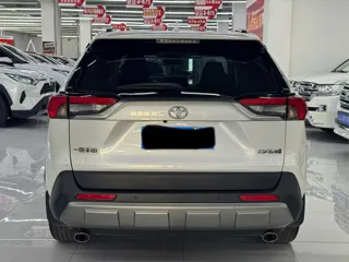 Toyota RAV4 2025 купить из Китая, цена 3 198 000 ₽ — Suifenhe Auto