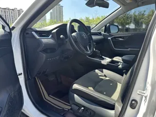 Toyota RAV4 2025 купить из Китая, цена 3 837 000 ₽ — Suifenhe Auto