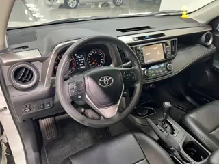 Toyota RAV4 2019 купить из Китая, цена 2 188 000 ₽ — Suifenhe Auto