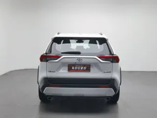 Toyota RAV4 2024 купить из Китая, цена 3 813 000 ₽ — Suifenhe Auto