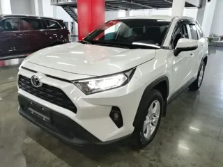Toyota RAV4 2025 купить из Китая, цена 3 831 000 ₽ — Suifenhe Auto