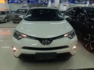 Toyota RAV4 2018 купить из Китая, цена 2 072 000 ₽ — Suifenhe Auto