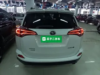 Toyota RAV4 2018 купить из Китая, цена 2 072 000 ₽ — Suifenhe Auto