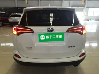 Toyota RAV4 2018 купить из Китая, цена 2 184 000 ₽ — Suifenhe Auto
