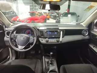 Toyota RAV4 2018 купить из Китая, цена 2 121 000 ₽ — Suifenhe Auto