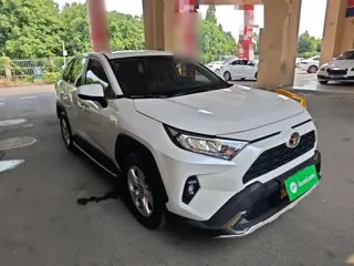 Toyota RAV4 2024 купить из Китая, цена 3 246 000 ₽ — Suifenhe Auto