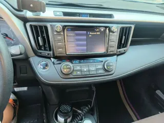 Toyota RAV4 2019 купить из Китая, цена 2 327 000 ₽ — Suifenhe Auto