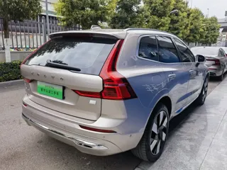 Volvo XC60 2024 купить из Китая, цена 5 462 000 ₽ — Suifenhe Auto