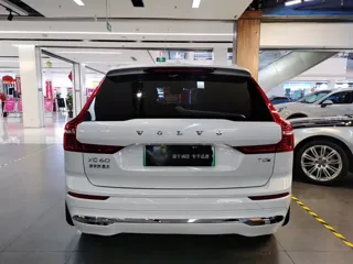 Volvo XC60 2024 купить из Китая, цена 6 133 000 ₽ — Suifenhe Auto