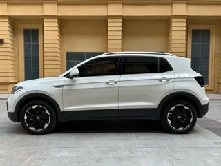 Volkswagen Tacqua 2022 купить из Китая, цена 1 784 000 ₽ — Suifenhe Auto